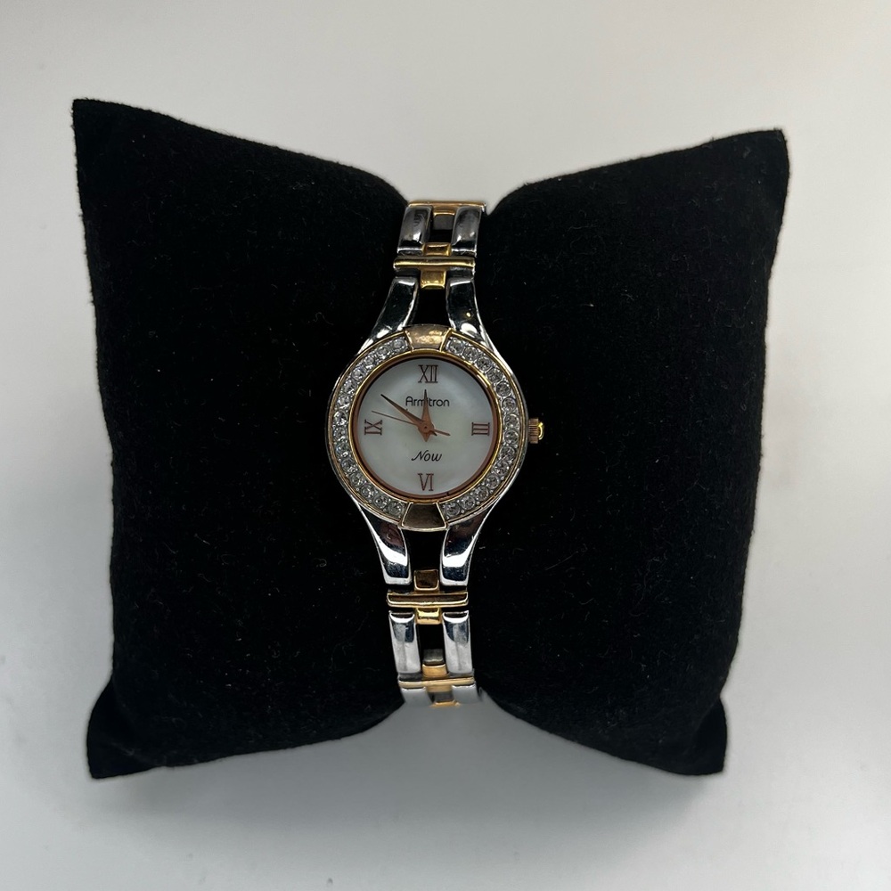 Armitron Now Women's Two Tone‎ Crystal Accent 75/3211 Quartz Watch- New Battery